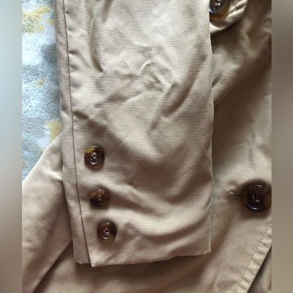 DKNY Tan Trench Coat with Belt - Picture 5 of 14